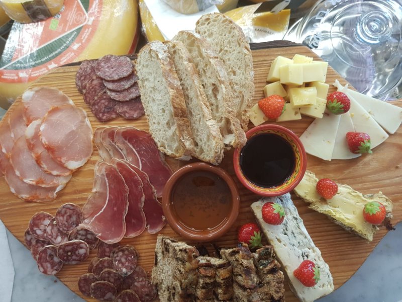 Borrelplank Casa Reinders